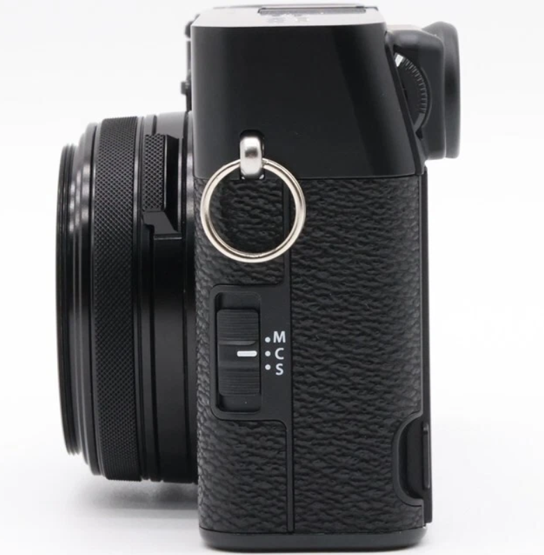 FUJIFILM X100VI BLACK w/ 968 SHUTTERS 514049