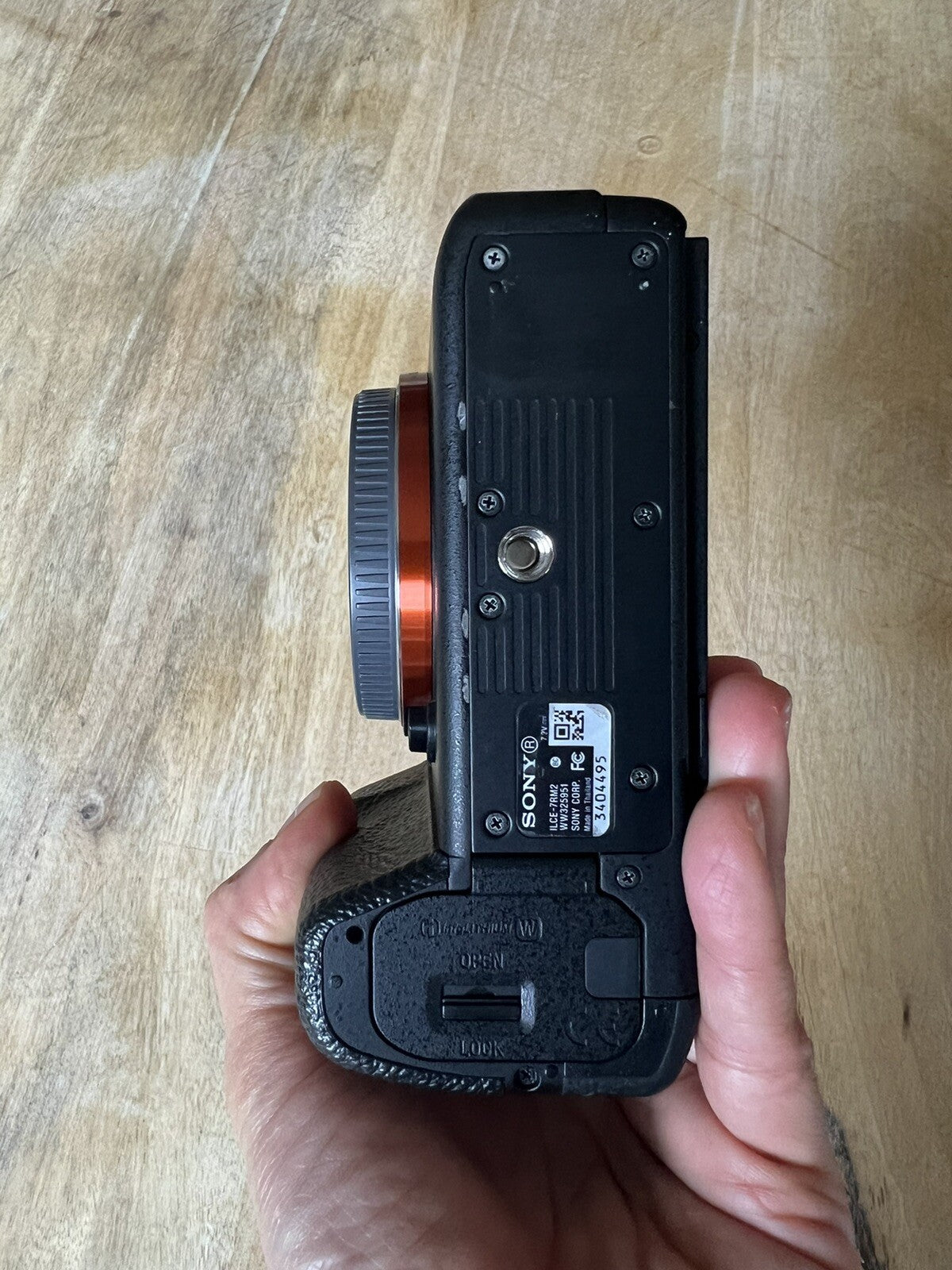 Sony Alpha 7R II 42.4MP Mirrorless Camera-2batteries&charger-EXCELLENT Condition