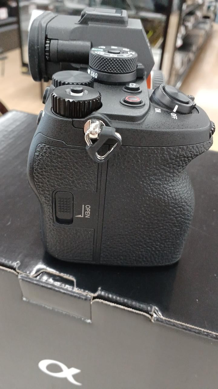 Sony Ilce-7Rm5 Mirrorless Single Eye