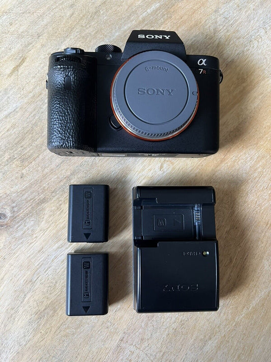 Sony Alpha 7R II 42.4MP Mirrorless Camera-2batteries&charger-EXCELLENT Condition
